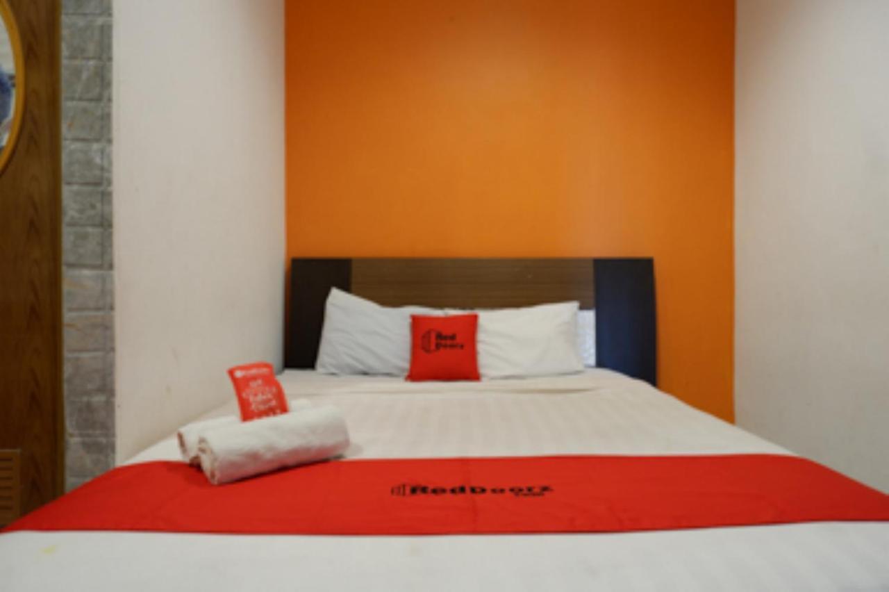Oyo 1251 Residence 8 Семаранг Екстериор снимка