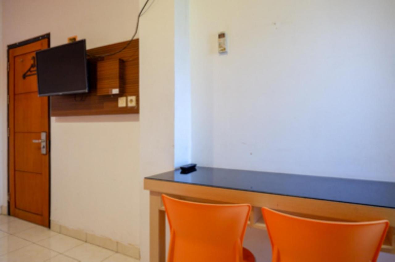 Oyo 1251 Residence 8 Семаранг Екстериор снимка